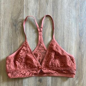Aerie Lace Bralette in Coral Halter Neck Style With a Peak-A-Boo Cutout Size Lg